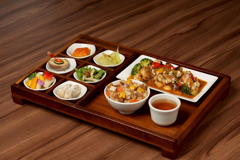 為蛋奶素推薦黑森林香菇紅酒燉菜定食，讓吃素的旅客有更多安心的選擇!